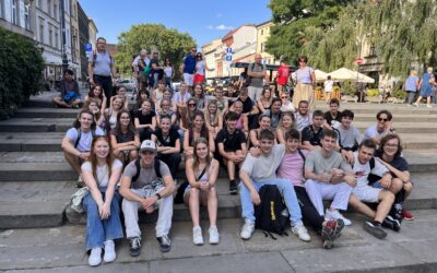 Účastníci zájezdu do Polska zdraví z Krakova